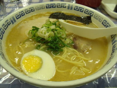 まるせん総本店　ラーメン