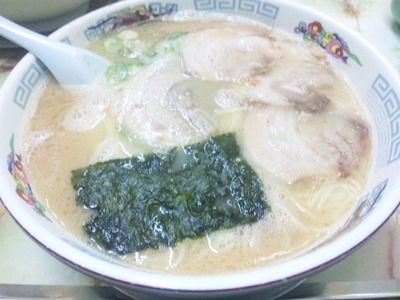 一休軒　本店　ラーメン
